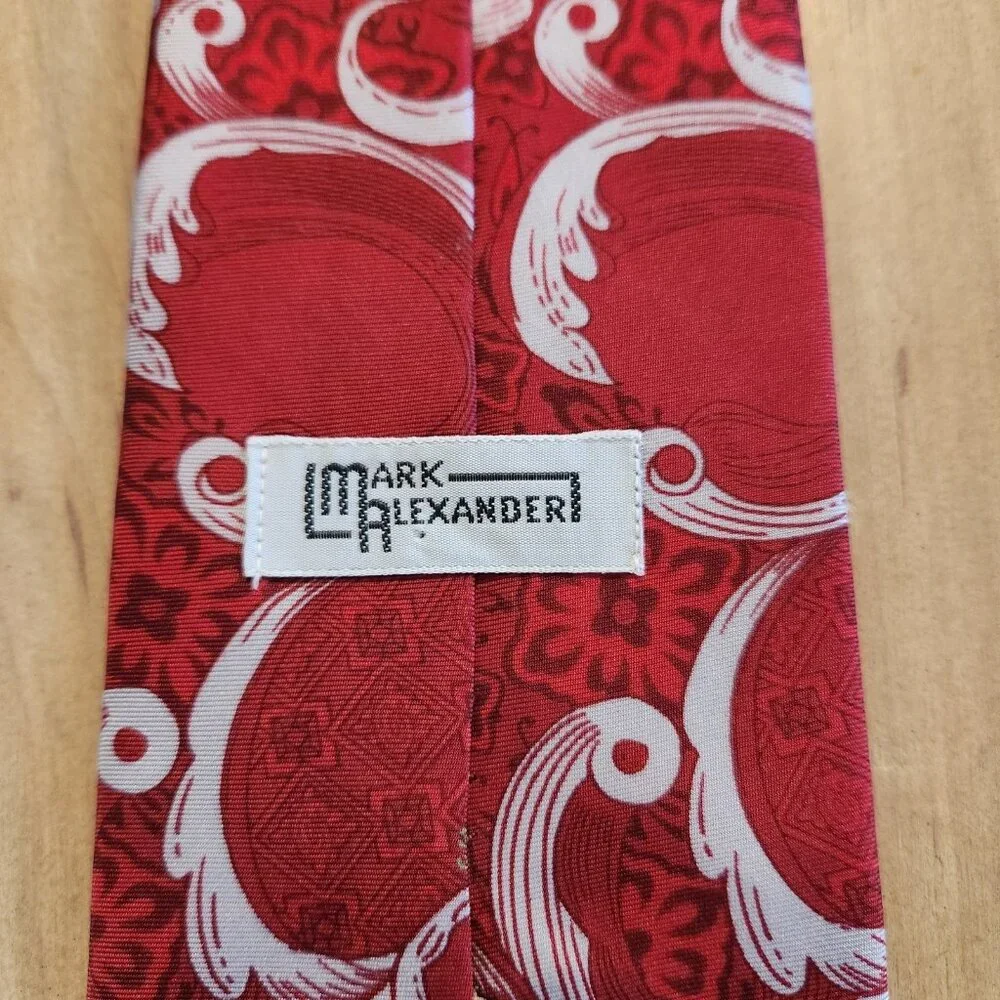 MARK ALEXANDER Golf Neck Tie 100% Silk Made In USA Golfers‎ Vintage Red EUC